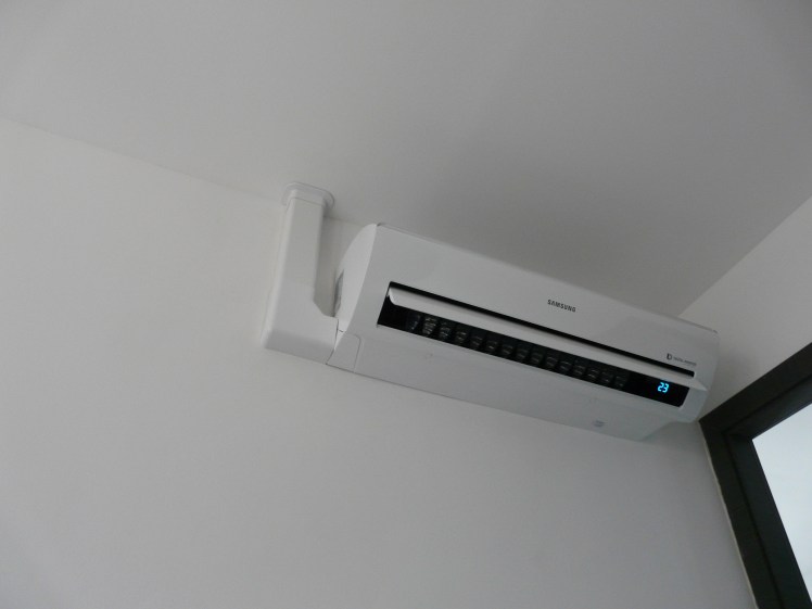 pose de clim 7 plombier of marseille, aix en provence, gardanne, vitrolles